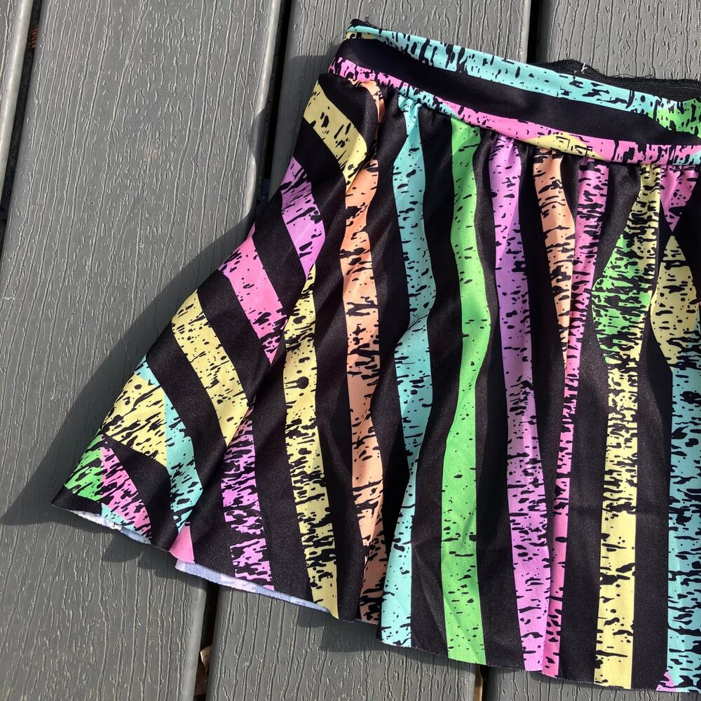 Colorful micro mini skirt, ravewear festival EDM hippie diamond stripes - Picture 4 of 5
